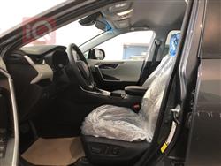 تۆیۆتا ڕاڤ 4